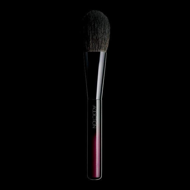 ADDICTION BLUSH BRUSH