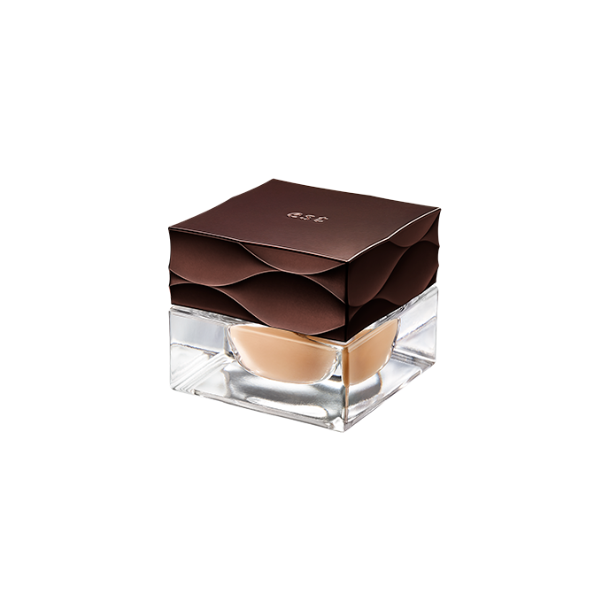 EST THE GLOWING CREAM MAKEUP